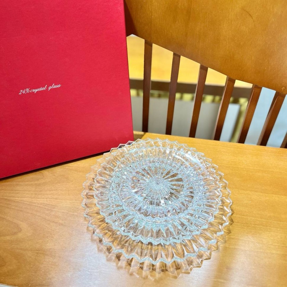 Тарелка Baccarat