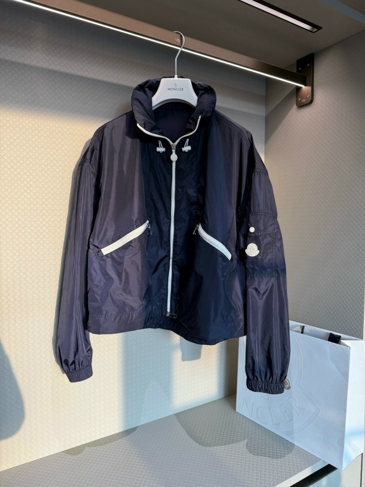 Ветровка Moncler  