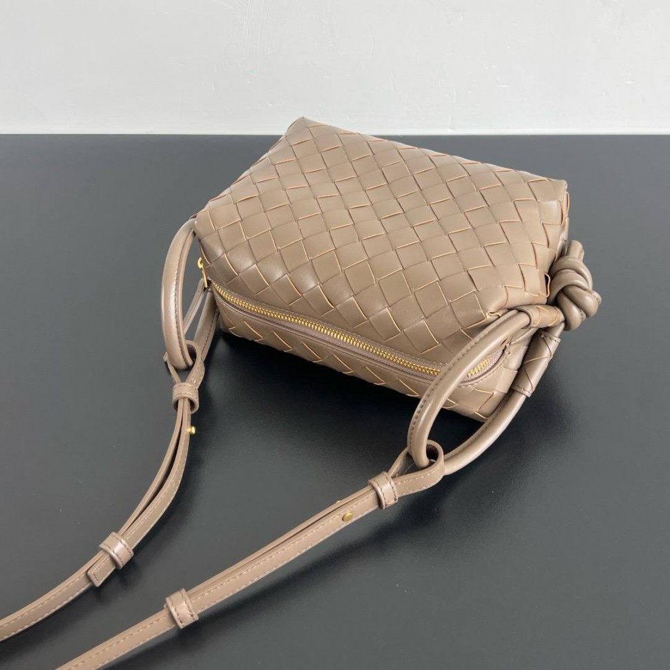 Сумка Bottega Veneta Loop