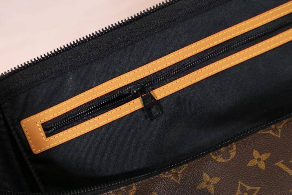 Сумка Louis Vuitton дорожная