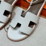 Босоножки Hermes Santorini Blanc Epsom Босоножки Hermes Santorini Blanc Epsom