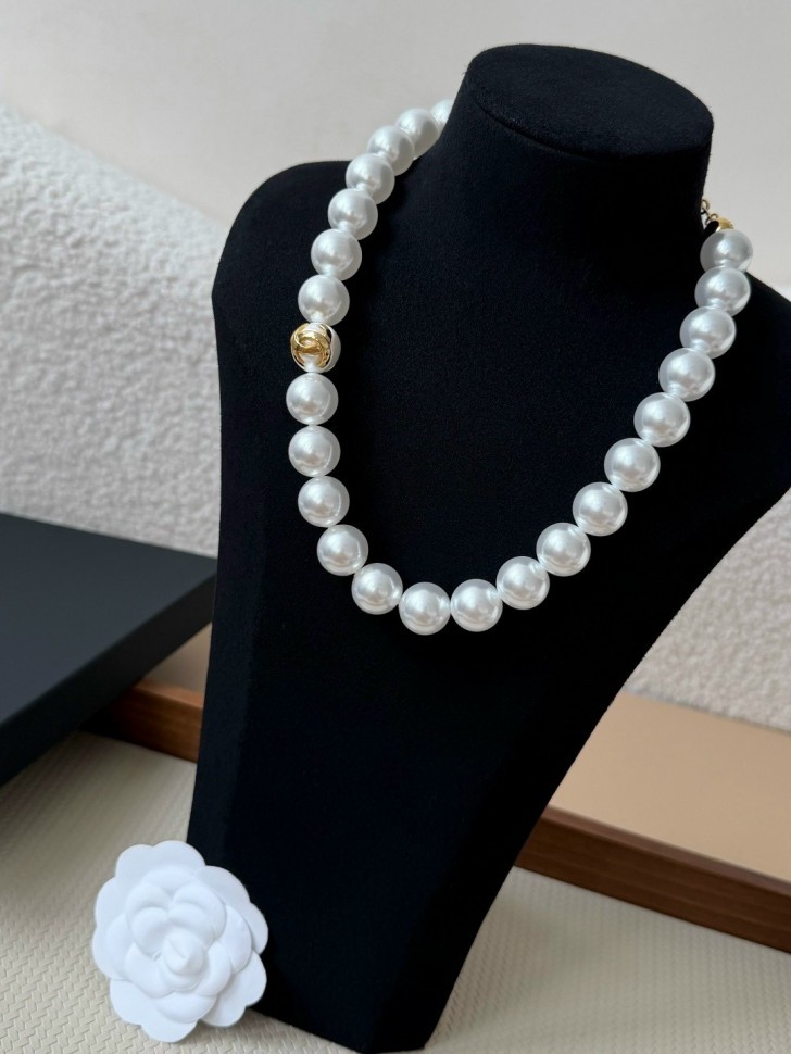 Колье Chanel 