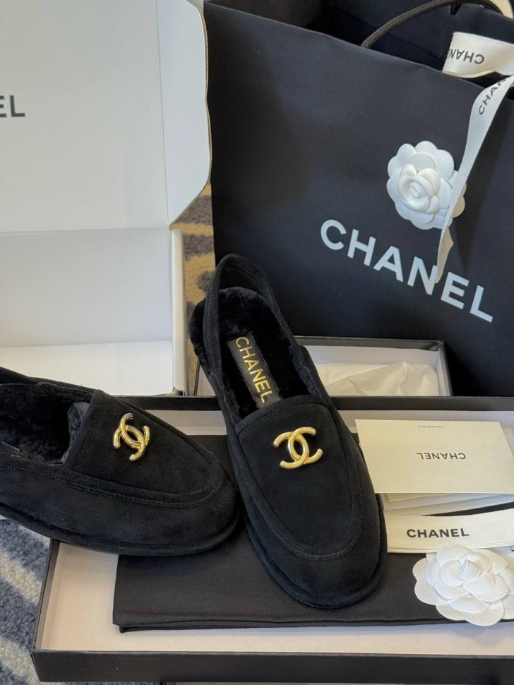 Лоферы Chanel на меху 