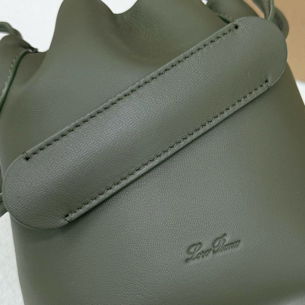 Сумка Loro Piana Bale Softy