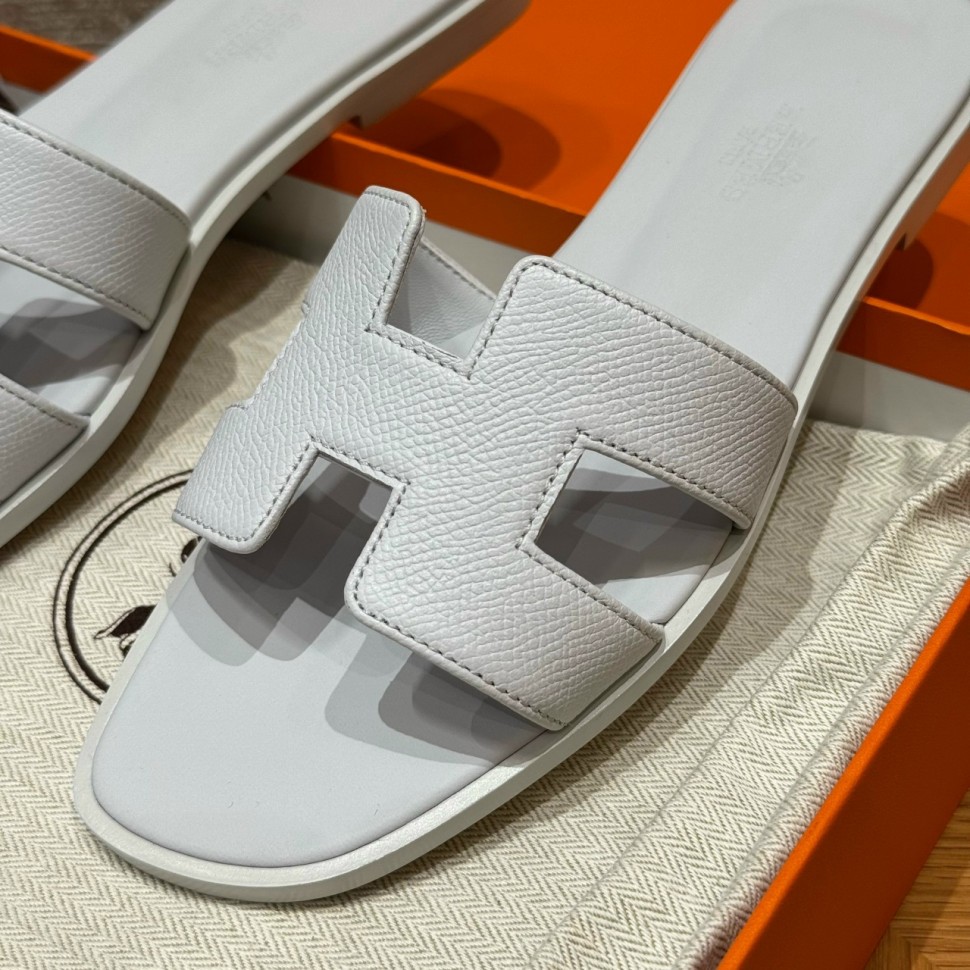 Шлепки Hermes Oran      