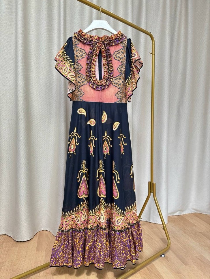 Платье Valentino