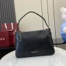 Сумка Gucci Emblem Medium 
