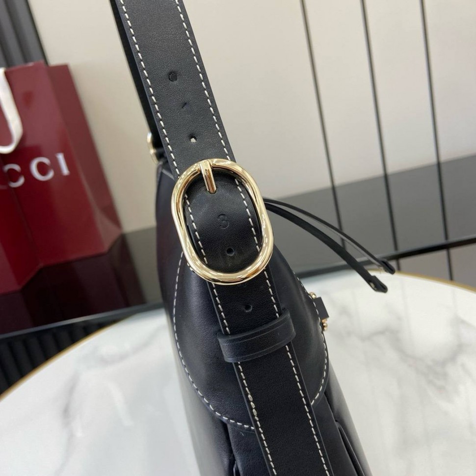 Сумка Gucci Emblem Medium 