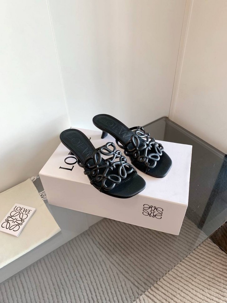 Босоножки Loewe