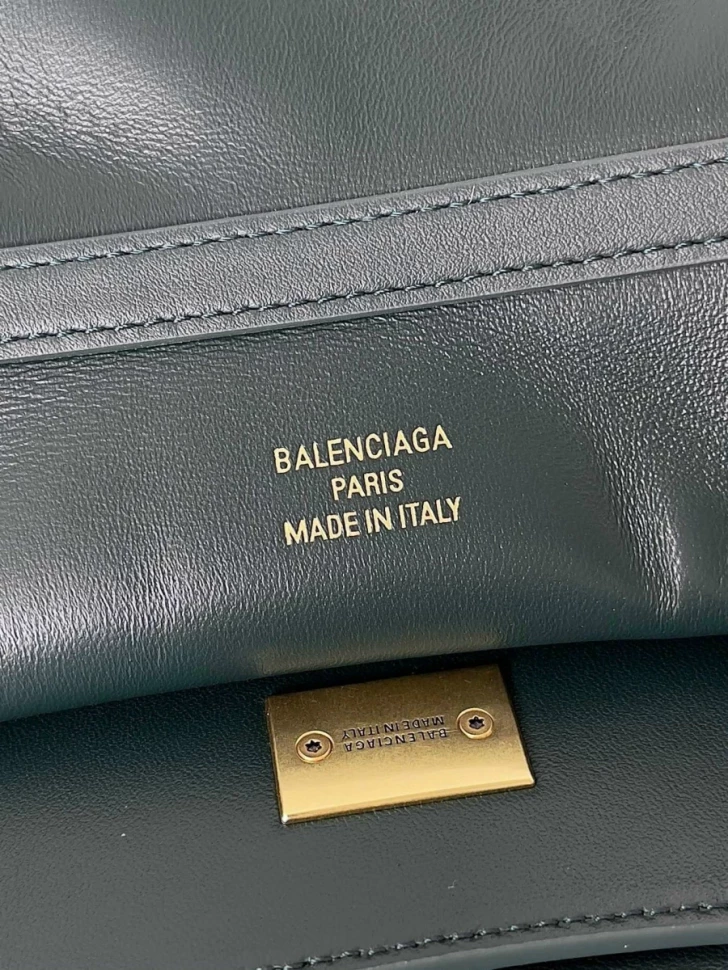 Сумка Balenciaga Rodeo Medium