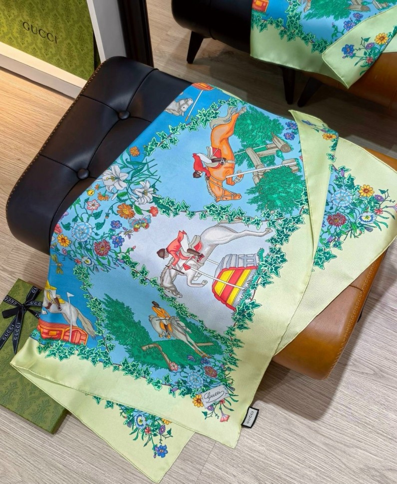 Платок Gucci   