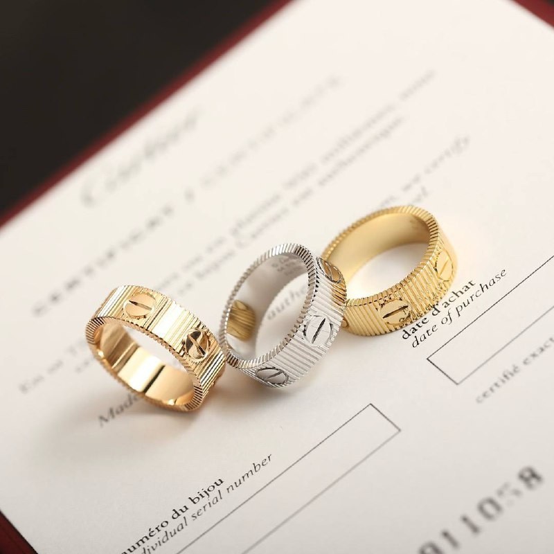Кольцо Cartier Unlimited
