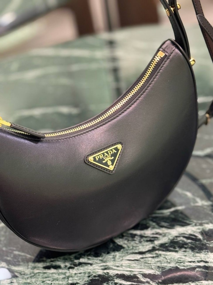 Сумка Prada Moon  