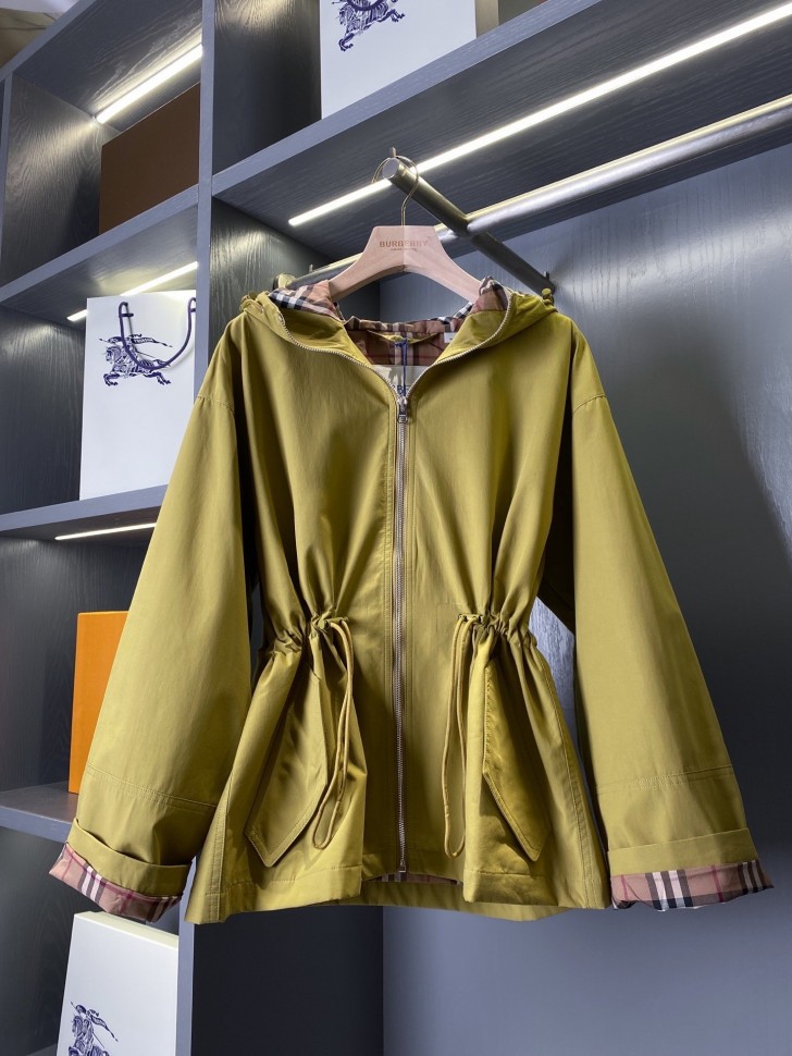 Ветровка Burberry