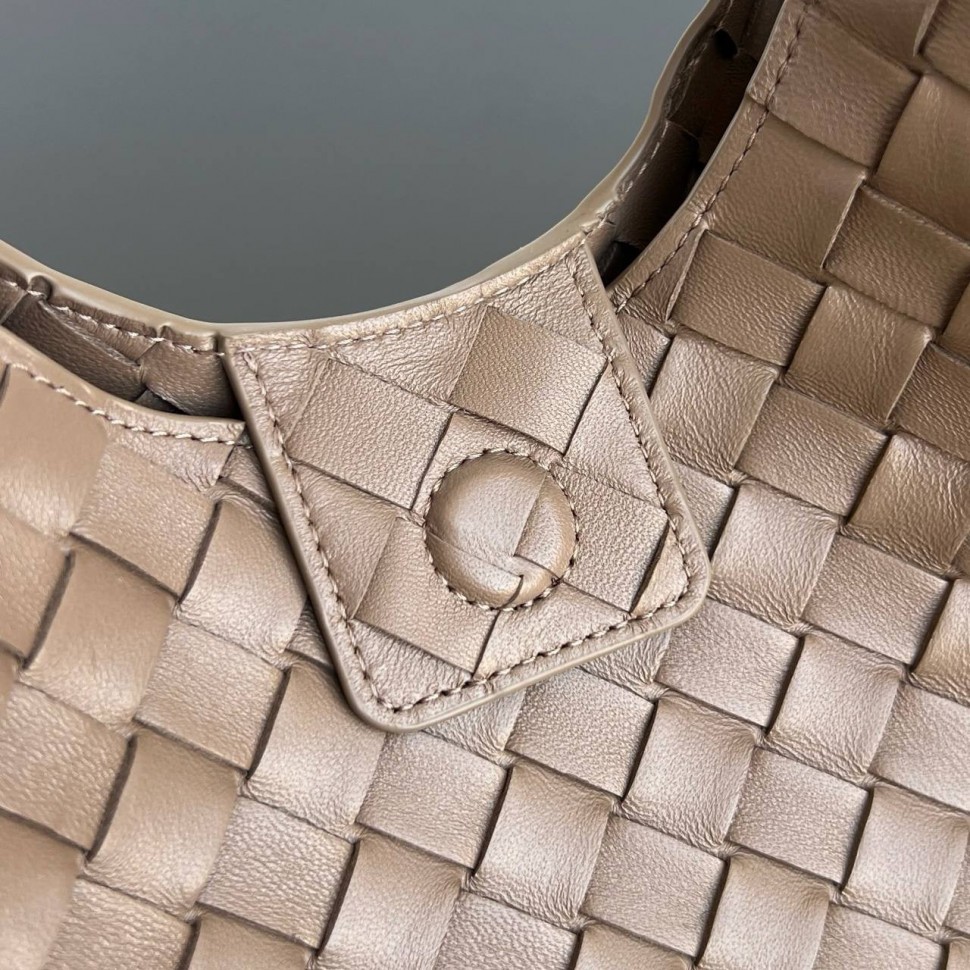 Сумка Bottega Veneta Campana Small