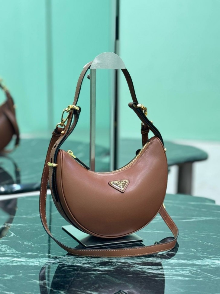 Сумка Prada Moon   