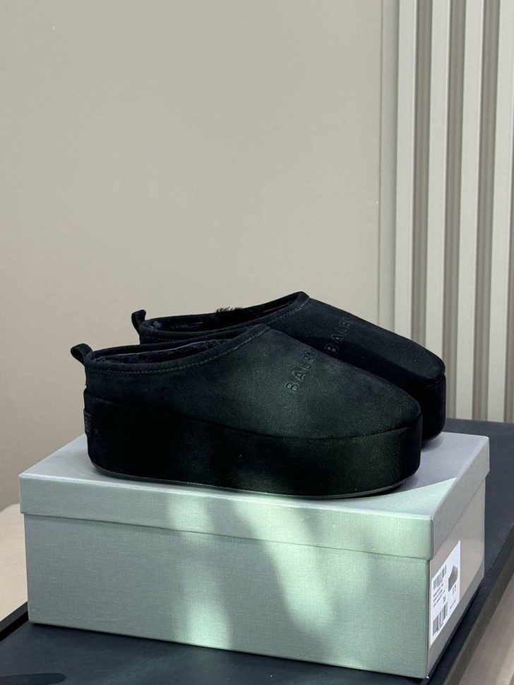 Мюли Balenciaga на платформе из овчины