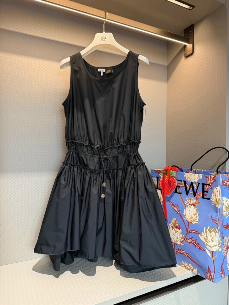 Платье Loewe