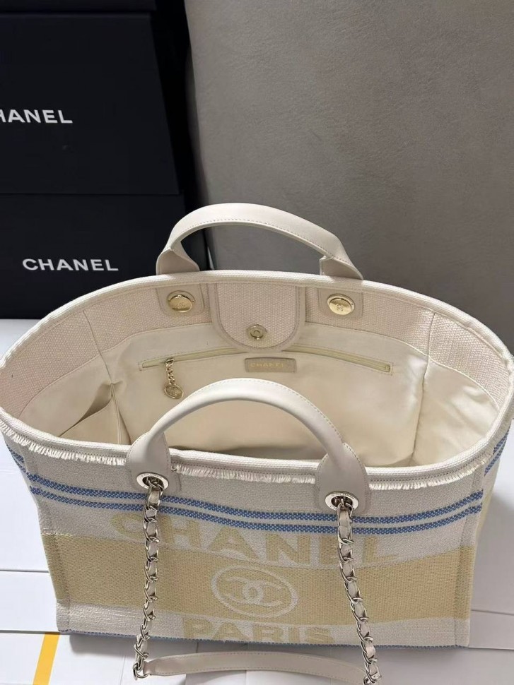 Тоут Chanel