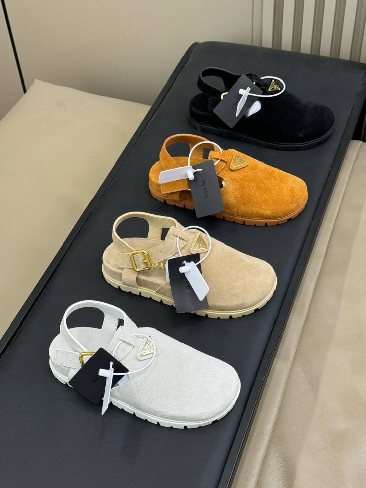 Сандали Prada